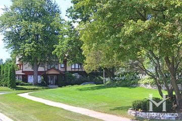 Academy Highlands subdivision in Wheaton, IL