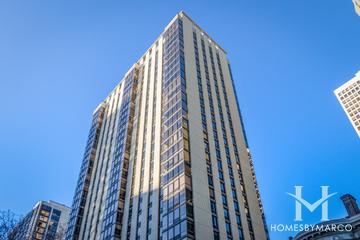 100 Bellevue building in the Gold Coast neighborhood of Chicago, IL