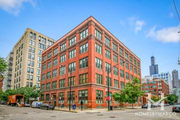 Photos of Westgate Center building in Chicago, IL