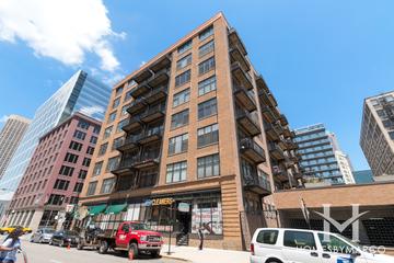 Capital Hill Lofts building in the West Loop neighborhood of Chicago, IL