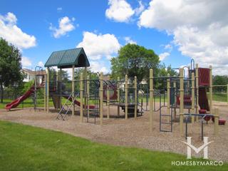 Whispering Lake Estates subdivision in Buffalo Grove, IL