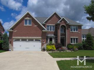 Whispering Lake Estates subdivision in Buffalo Grove, IL