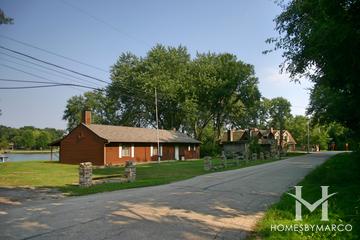 Shore Oaks subdivision in Crystal Lake, IL