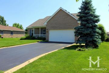 Prairie Path Estates subdivision in Aurora, IL