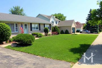 Prairie Path Estates subdivision in Aurora, IL