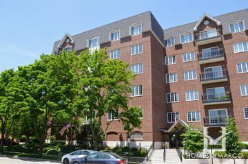 Glen Astor subdivision in Glen Ellyn, IL