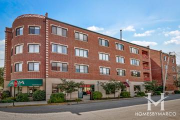 Churchill Park Place building in the Wicker Park neighborhood of Chicago, IL
