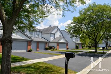 Beverly Glen subdivision in Downers Grove, IL