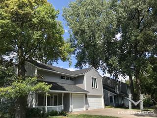 Oak Creek West subdivision in Aurora, IL