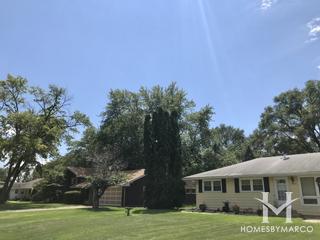 Oak Creek West subdivision in Aurora, IL