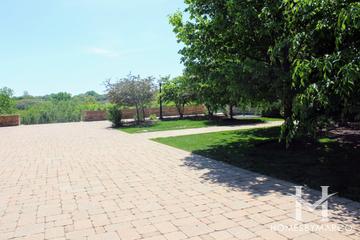 Riverstreet Plaza building in Aurora, IL