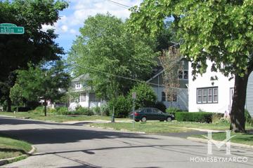 Paddocks subdivision in Crystal Lake, IL