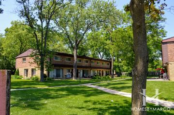 Duane Terrace Condos subdivision in Glen Ellyn, IL