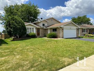 Oakwood Landing subdivision in Hanover Park, IL