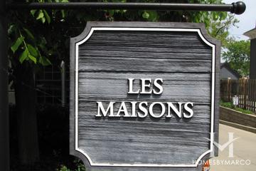 Les Maison building in Highland Park, IL