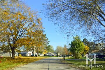 Lindenhurst Estates subdivision in Lindenhurst, IL