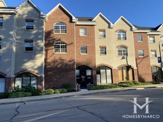 Burling Court subdivision in Clarendon Hills, IL