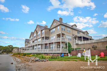 Sunset Ridge subdivision in Wauconda, IL