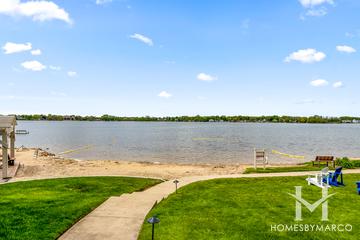 Sunset Ridge subdivision in Wauconda, IL