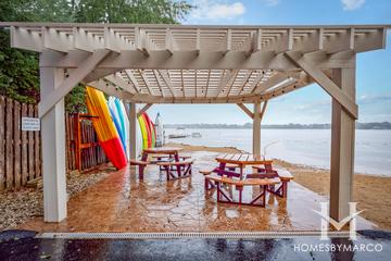 Sunset Ridge subdivision in Wauconda, IL