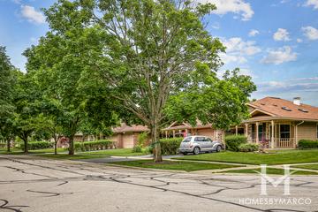 Waterfront Estates subdivision in Naperville, IL