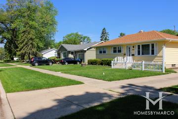 Heathercrest subdivision in Aurora, IL