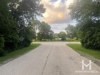Weldwood Oaks subdivision in Elgin, IL