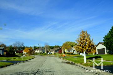 Lakewood subdivision in Lindenhurst, IL