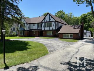 Virginia Woods subdivision in Glenview, IL