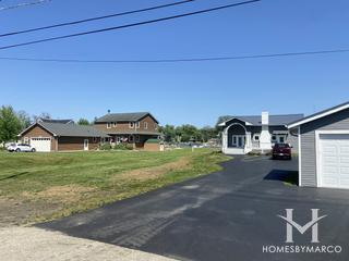 Huemans subdivision in McHenry, IL