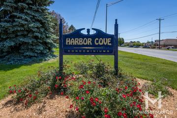 Photos of Harbor Cove subdivision in Naperville, IL
