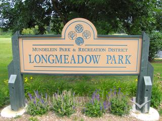 Longmeadow Estates subdivision in Mundelein, IL