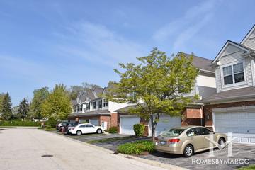 Buckingham Pointe subdivision in Des Plaines, IL
