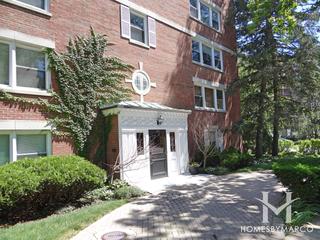 Plymouth Condominiums building in Evanston, IL