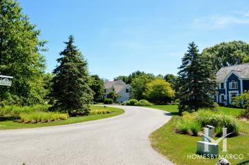 Glenstone subdivision in Long Grove, IL