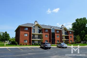 Chestnut Cove subdivision in Tinley Park, IL