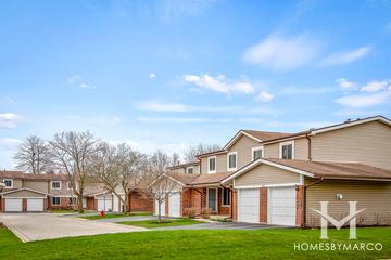 Heritage Manor subdivision in Palatine, IL