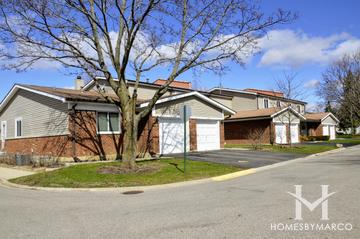 Heritage Manor subdivision in Palatine, IL