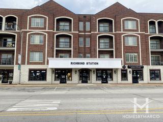 Photos of Richmond Station subdivision in Westmont, IL