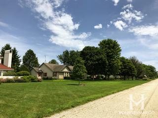 Casa de Aero subdivision in Hampshire, IL