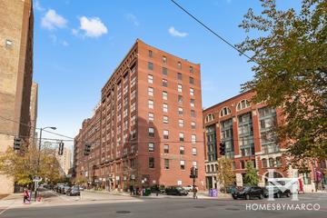 Photos of The Donahue building in Chicago, IL