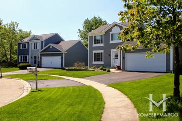 Golden Oaks subdivision in Aurora, IL