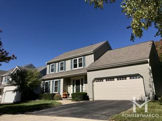 Pine Meadows subdivision in Aurora, IL
