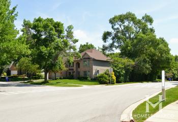 Orchard Glen subdivision in Glen Ellyn, IL