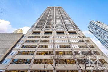 30 E. Huron building in the River North neighborhood of Chicago, IL