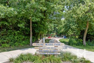 Savannah Crossing subdivision in Aurora, IL