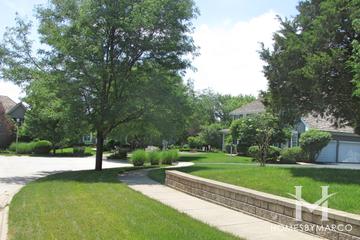 Prairie Hill Farm subdivision in Cary, IL
