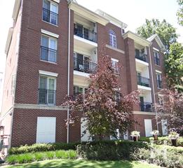 Mcdaniel Place building in Evanston, IL