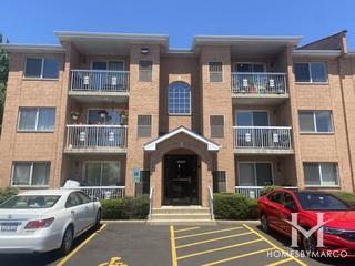 Quinlan Place subdivision in Glenview, IL