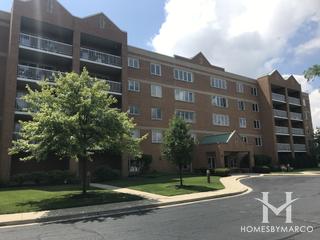 Abbey Manor building in Niles, IL